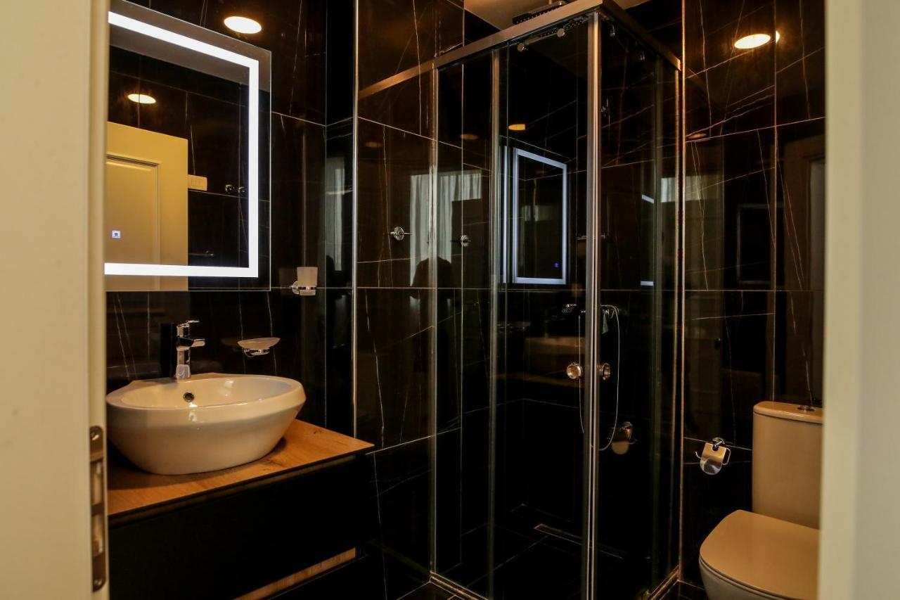 Rozafa Blu Hotel เชิงยิน ภายนอก รูปภาพ