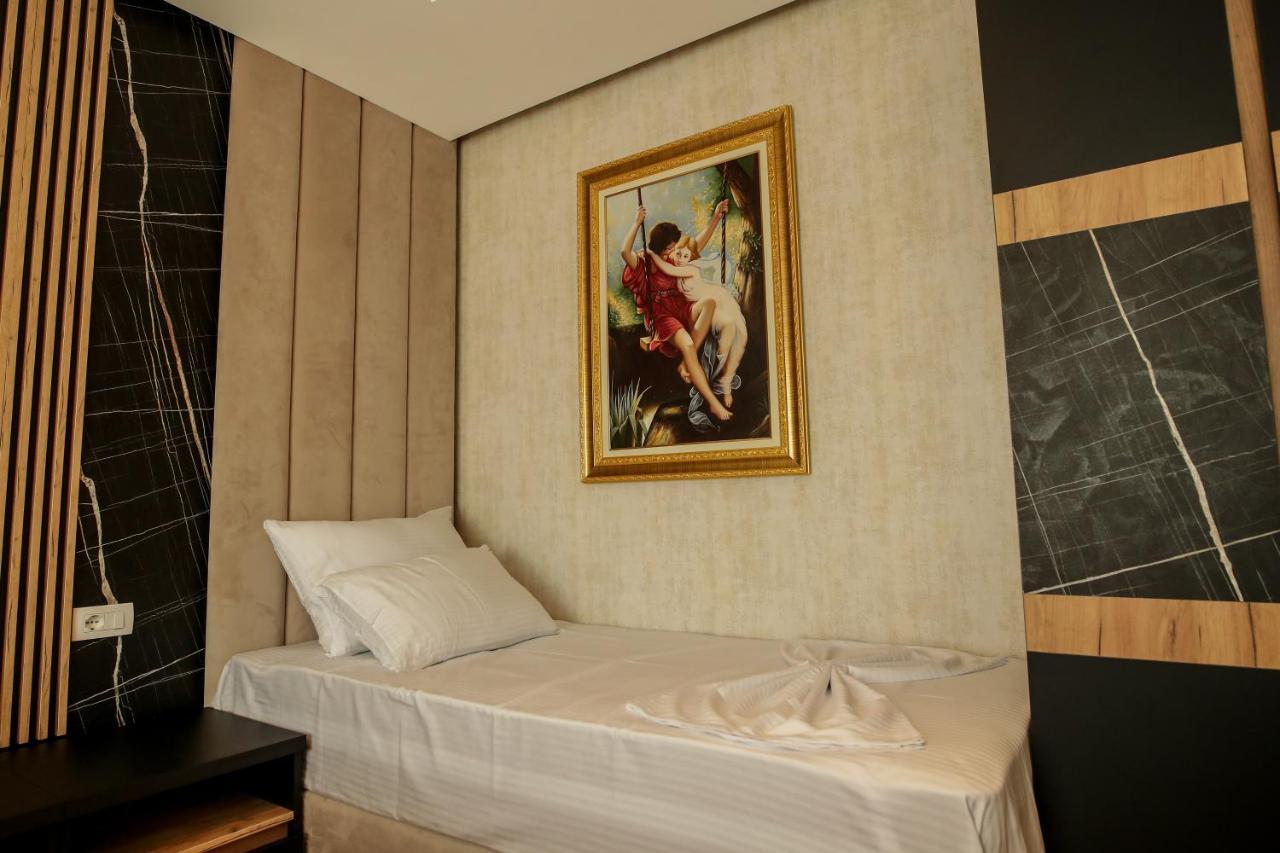Rozafa Blu Hotel เชิงยิน ภายนอก รูปภาพ