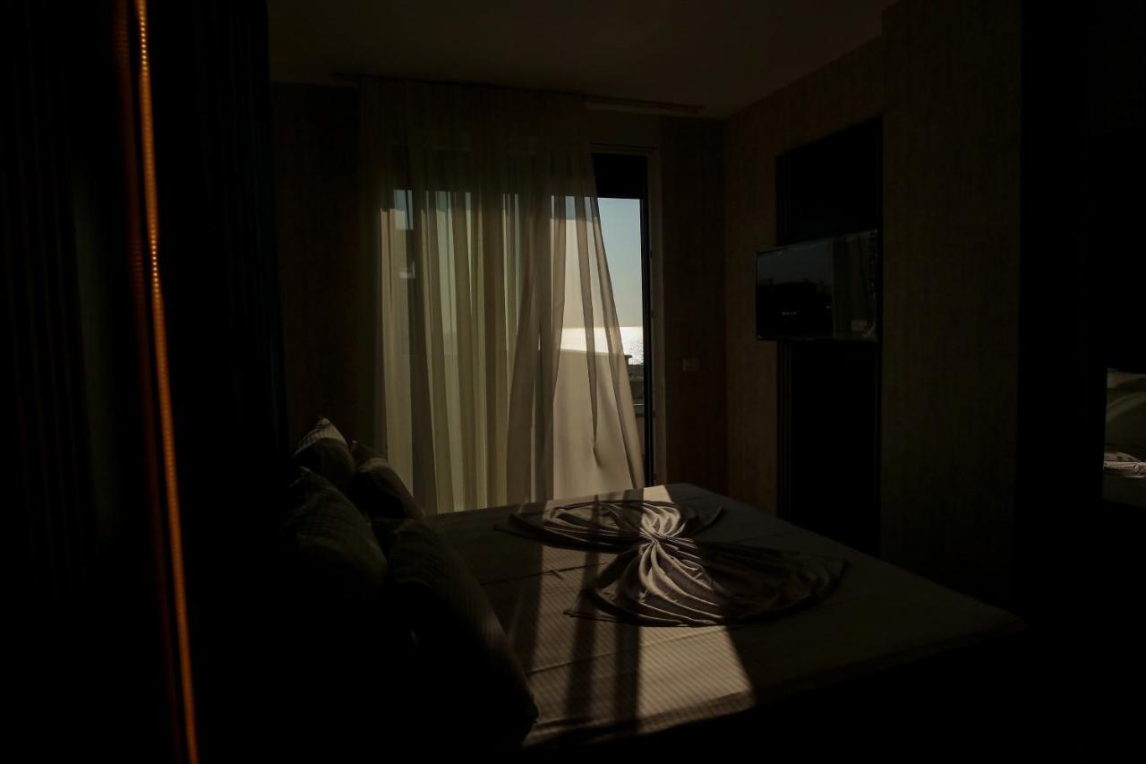 Rozafa Blu Hotel เชิงยิน ภายนอก รูปภาพ