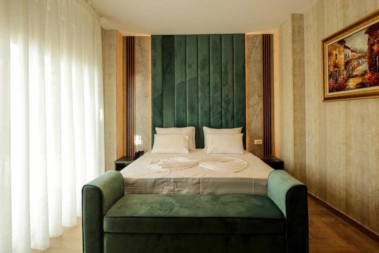 Rozafa Blu Hotel เชิงยิน ภายนอก รูปภาพ
