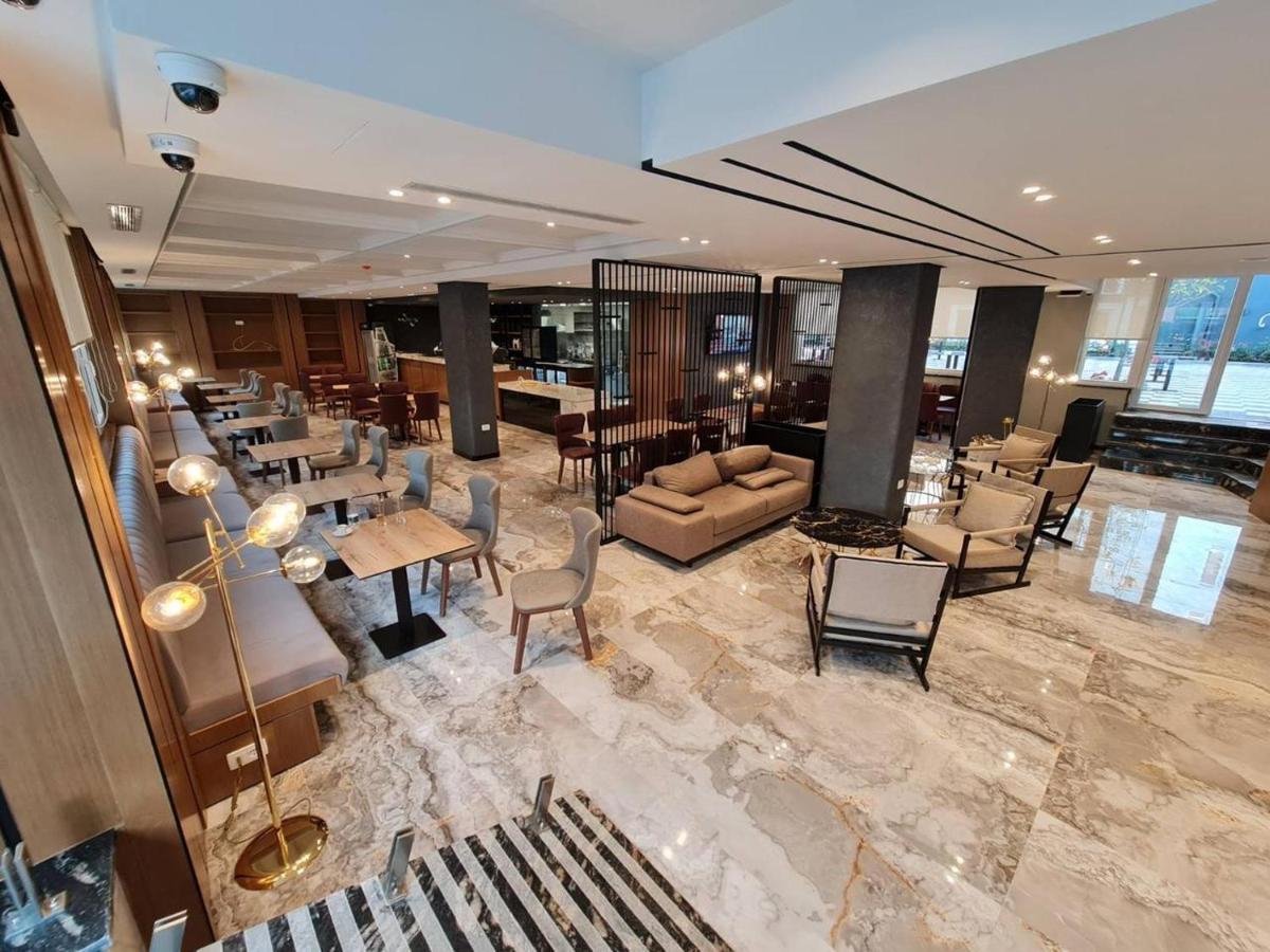 Rozafa Blu Hotel เชิงยิน ภายนอก รูปภาพ