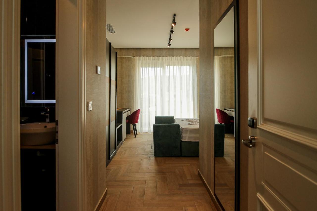 Rozafa Blu Hotel เชิงยิน ภายนอก รูปภาพ