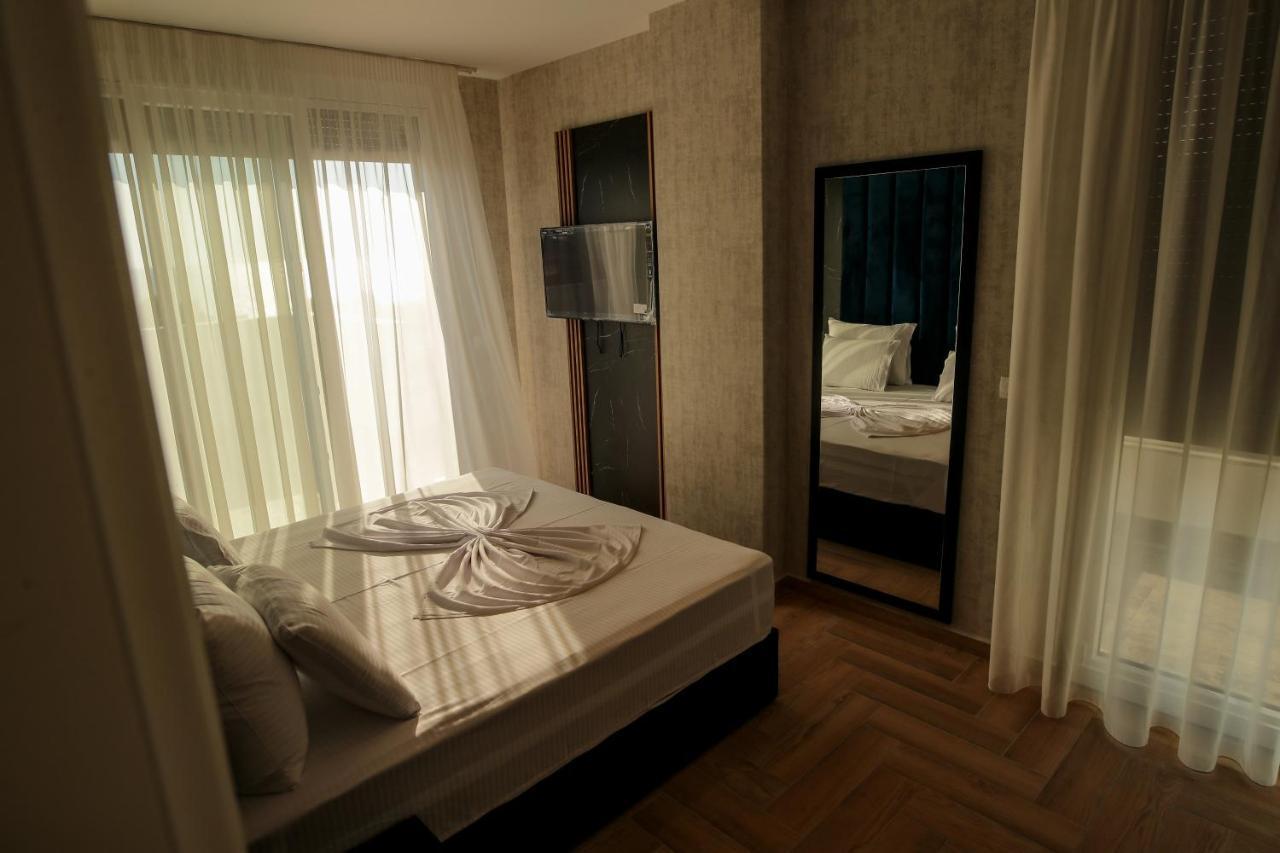 Rozafa Blu Hotel เชิงยิน ภายนอก รูปภาพ