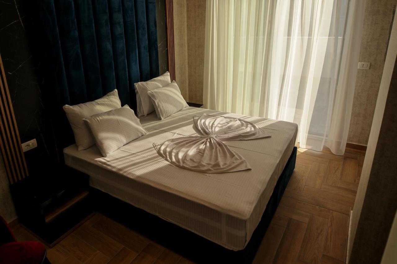 Rozafa Blu Hotel เชิงยิน ภายนอก รูปภาพ