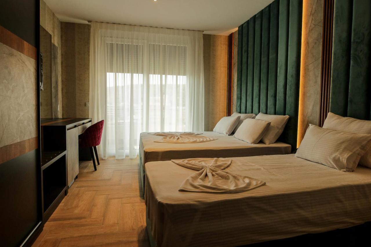 Rozafa Blu Hotel เชิงยิน ภายนอก รูปภาพ