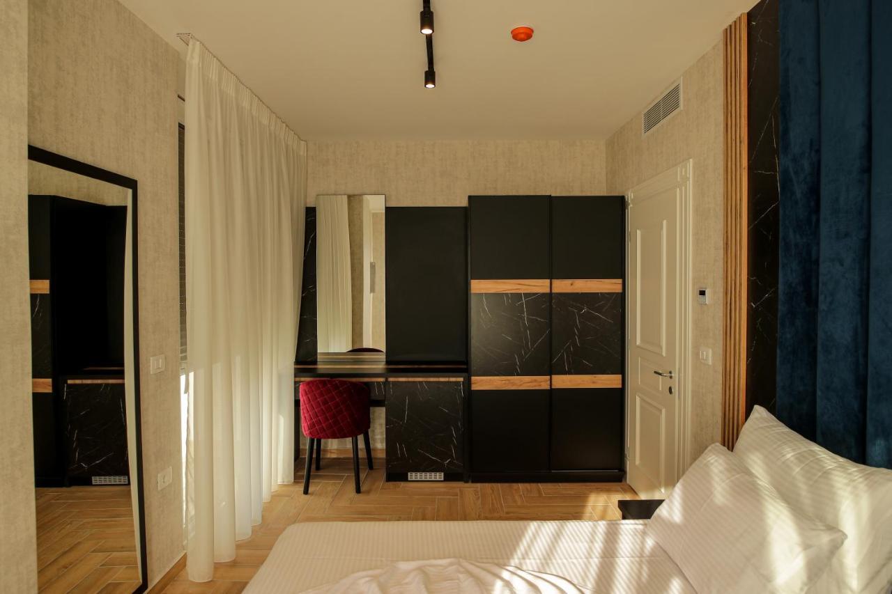 Rozafa Blu Hotel เชิงยิน ภายนอก รูปภาพ