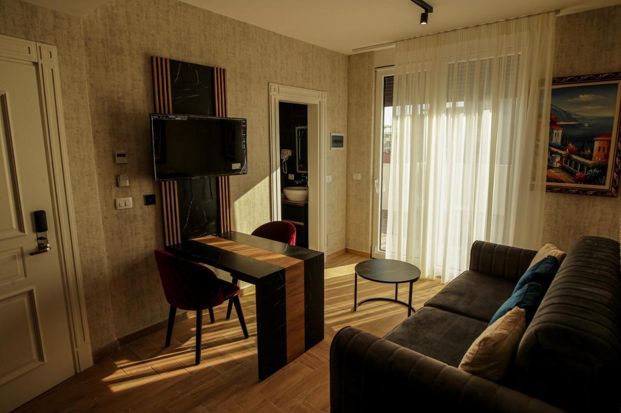 Rozafa Blu Hotel เชิงยิน ภายนอก รูปภาพ