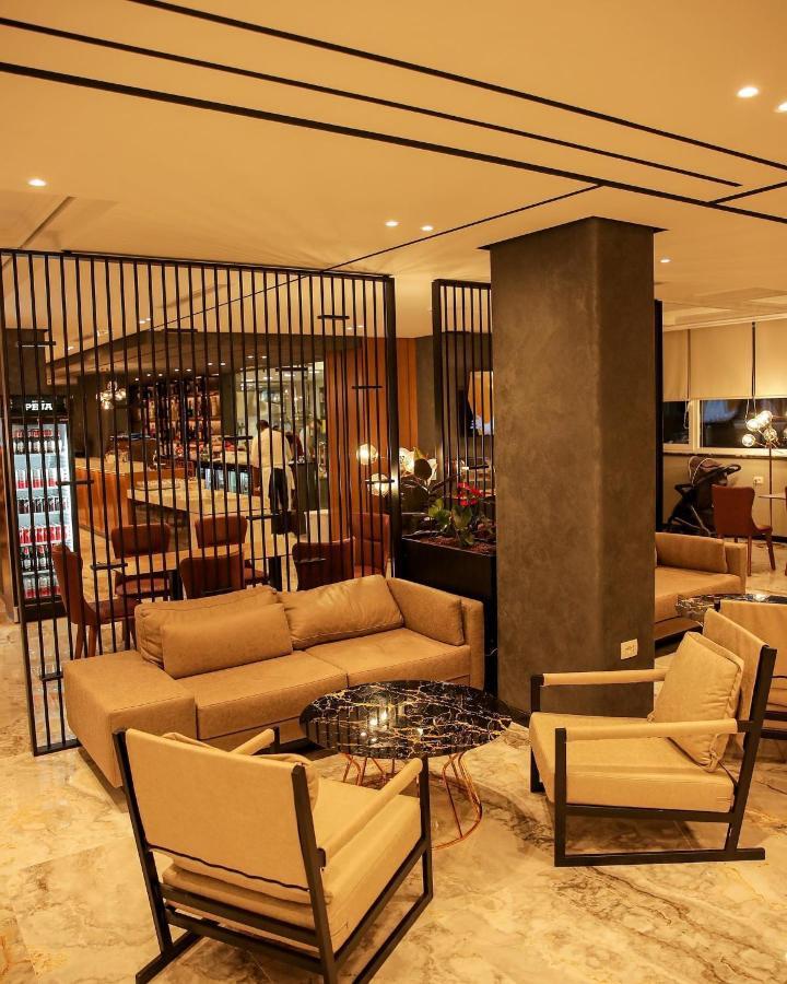 Rozafa Blu Hotel เชิงยิน ภายนอก รูปภาพ